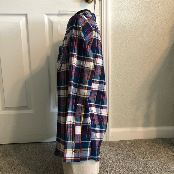FIELD & STREAM/ lightweight woman’s flannel/ SM - Picture 5 of 12